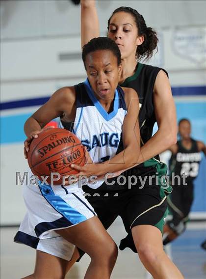 Thumbnail 3 in Canyon @ Saugus photogallery.