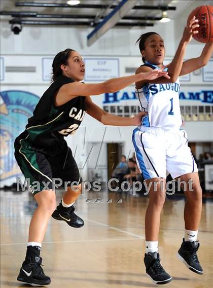 Thumbnail 1 in Canyon @ Saugus photogallery.