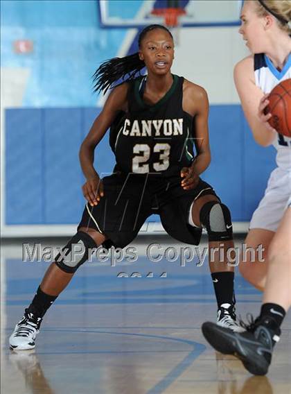 Thumbnail 2 in Canyon @ Saugus photogallery.
