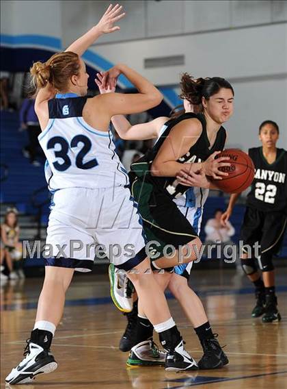 Thumbnail 3 in Canyon @ Saugus photogallery.