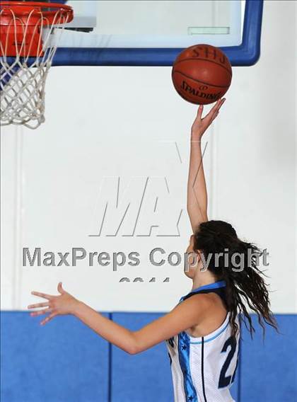 Thumbnail 2 in Canyon @ Saugus photogallery.