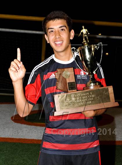 Thumbnail 3 in Brophy College Prep vs. Hamilton (AIA D1 Final)  photogallery.