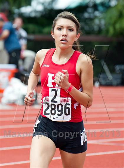 Thumbnail 1 in Stanford Invitational 3000m photogallery.