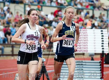 Thumbnail 1 in Stanford Invitational 3000m photogallery.
