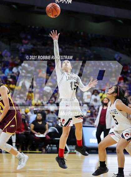 Thumbnail 3 in Brownfield vs. Fairfield (UIL 3A Final) photogallery.