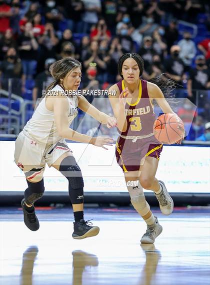 Thumbnail 3 in Brownfield vs. Fairfield (UIL 3A Final) photogallery.