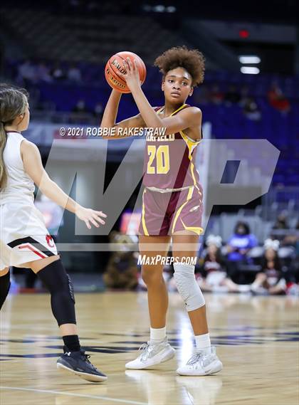 Thumbnail 3 in Brownfield vs. Fairfield (UIL 3A Final) photogallery.