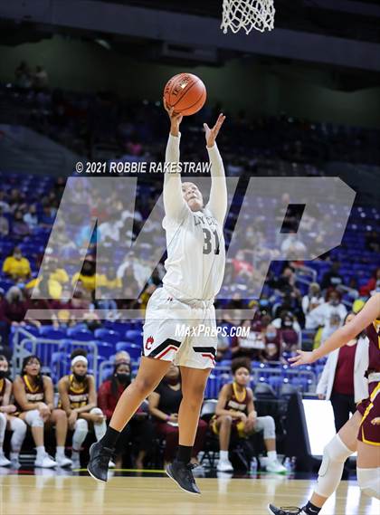 Thumbnail 2 in Brownfield vs. Fairfield (UIL 3A Final) photogallery.