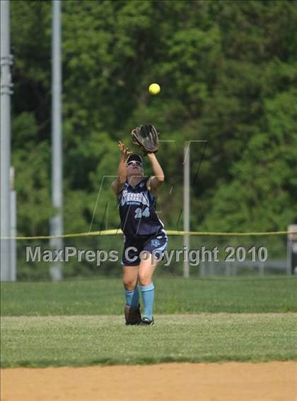 Thumbnail 3 in Clarkstown South vs. Suffern photogallery.