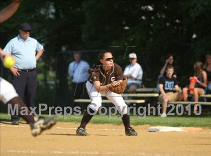 Thumbnail 2 in Clarkstown South vs. Suffern photogallery.