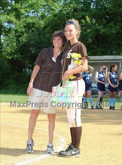 Thumbnail 1 in Clarkstown South vs. Suffern photogallery.