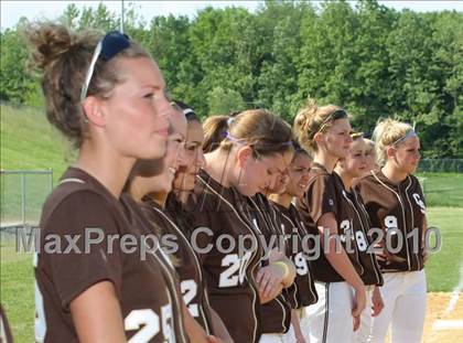 Thumbnail 2 in Clarkstown South vs. Suffern photogallery.