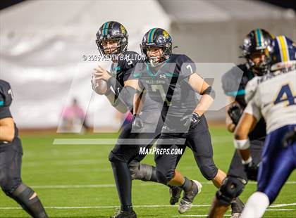 Thumbnail 1 in Lincoln @ Valley Center (CIF Div 6AA Final) photogallery.