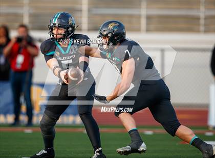 Thumbnail 2 in Lincoln @ Valley Center (CIF Div 6AA Final) photogallery.