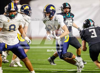 Thumbnail 2 in Lincoln @ Valley Center (CIF Div 6AA Final) photogallery.