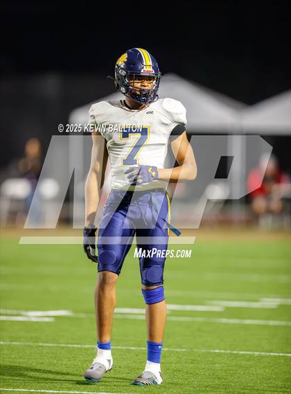 Thumbnail 3 in Lincoln @ Valley Center (CIF Div 6AA Final) photogallery.