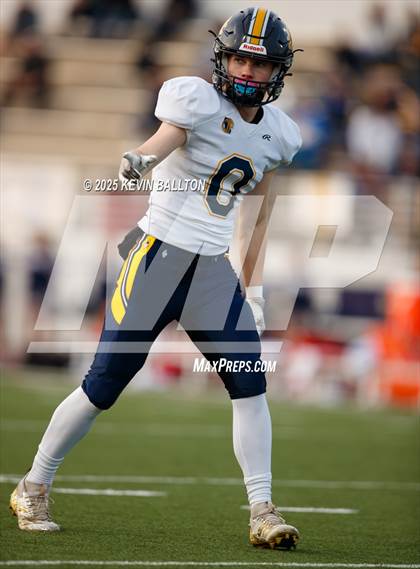 Thumbnail 3 in Lincoln @ Valley Center (CIF Div 6AA Final) photogallery.