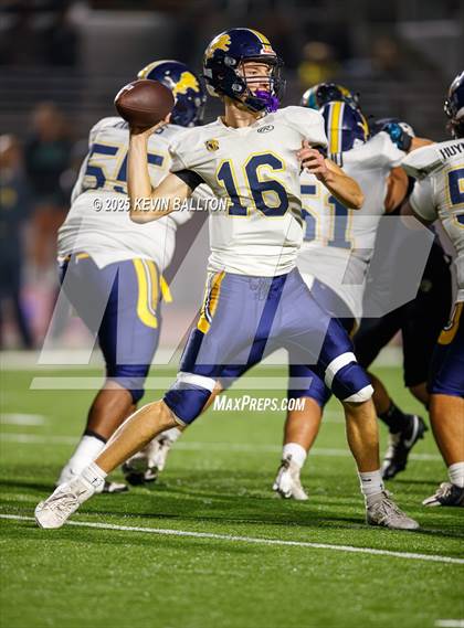 Thumbnail 2 in Lincoln @ Valley Center (CIF Div 6AA Final) photogallery.