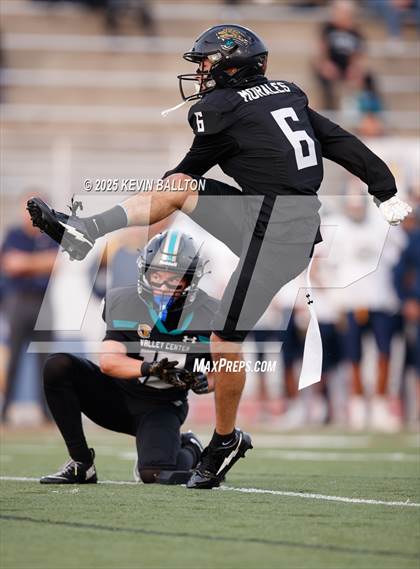 Thumbnail 1 in Lincoln @ Valley Center (CIF Div 6AA Final) photogallery.