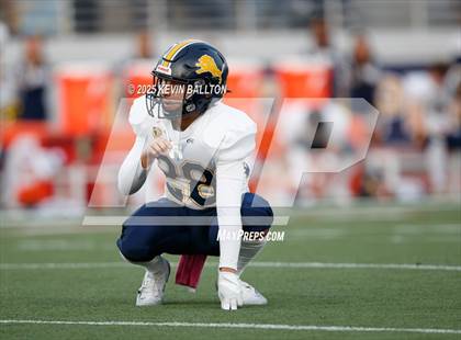 Thumbnail 3 in Lincoln @ Valley Center (CIF Div 6AA Final) photogallery.