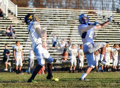 Thumbnail 2 in Holmdel @ Marlboro photogallery.