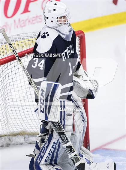 Thumbnail 2 in Williamsville North vs. Pittsford (NYSPHSAA Division I Final) photogallery.