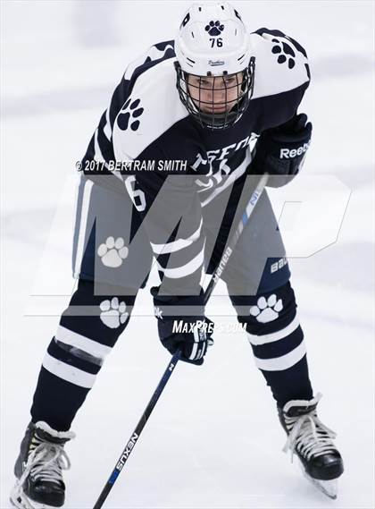 Thumbnail 1 in Williamsville North vs. Pittsford (NYSPHSAA Division I Final) photogallery.