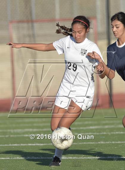 Thumbnail 2 in Carter @ Palos Verdres (CIF SS D2 Playoffs) photogallery.