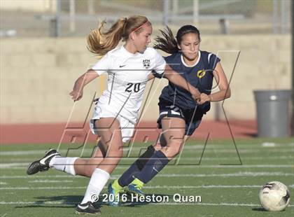 Thumbnail 2 in Carter @ Palos Verdres (CIF SS D2 Playoffs) photogallery.