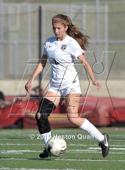 Thumbnail 2 in Carter @ Palos Verdres (CIF SS D2 Playoffs) photogallery.