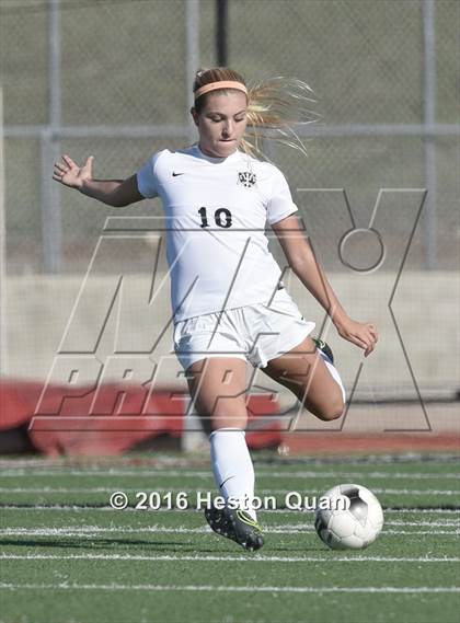 Thumbnail 2 in Carter @ Palos Verdres (CIF SS D2 Playoffs) photogallery.