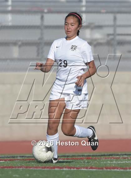 Thumbnail 1 in Carter @ Palos Verdres (CIF SS D2 Playoffs) photogallery.