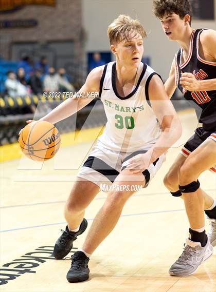 Thumbnail 3 in Los Gatos vs. St. Mary's (Aptos - SC Warriors NorCal Tournament) photogallery.