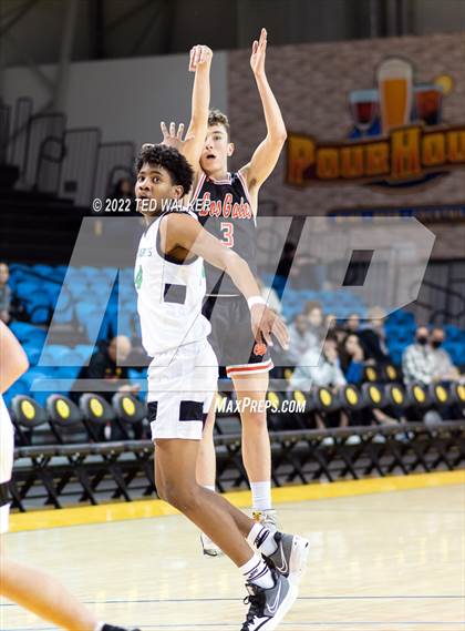 Thumbnail 3 in Los Gatos vs. St. Mary's (Aptos - SC Warriors NorCal Tournament) photogallery.