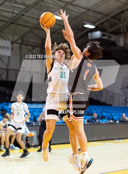 Thumbnail 2 in Los Gatos vs. St. Mary's (Aptos - SC Warriors NorCal Tournament) photogallery.