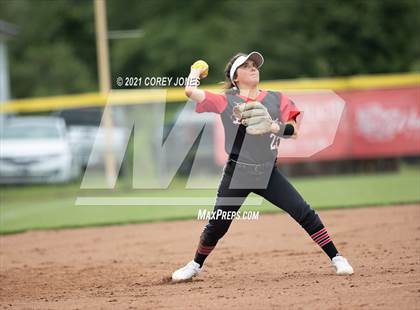 Thumbnail 3 in Lee County vs Veterans  photogallery.