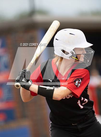 Thumbnail 1 in Lee County vs Veterans  photogallery.