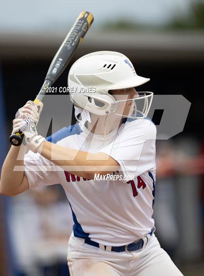 Thumbnail 1 in Lee County vs Veterans  photogallery.