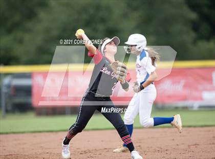 Thumbnail 2 in Lee County vs Veterans  photogallery.