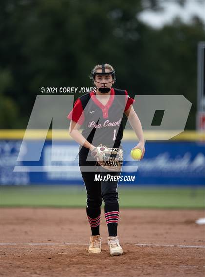 Thumbnail 1 in Lee County vs Veterans  photogallery.