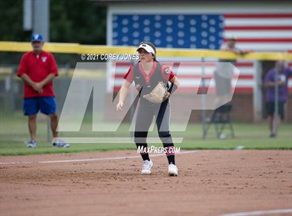 Thumbnail 3 in Lee County vs Veterans  photogallery.