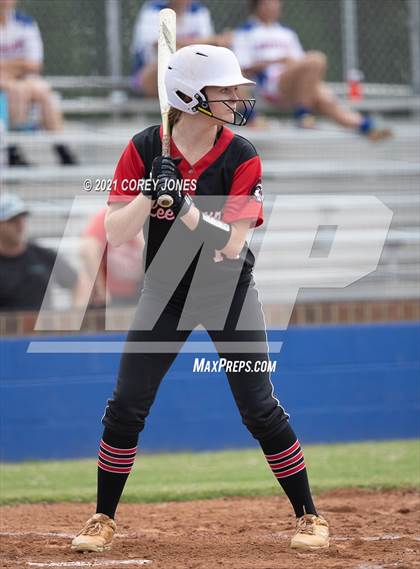 Thumbnail 3 in Lee County vs Veterans  photogallery.