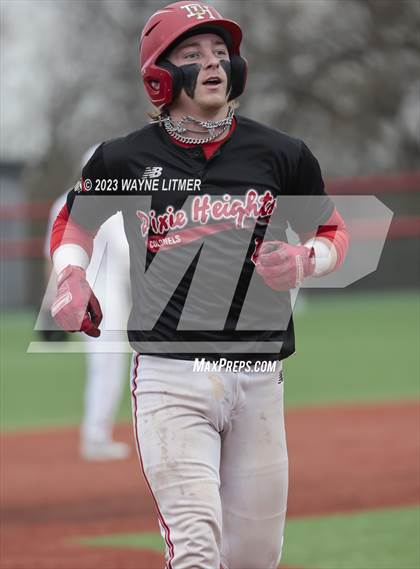 Thumbnail 3 in Dixie Heights @ Beechwood photogallery.