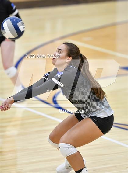 Thumbnail 3 in Holliday @ Peaster photogallery.