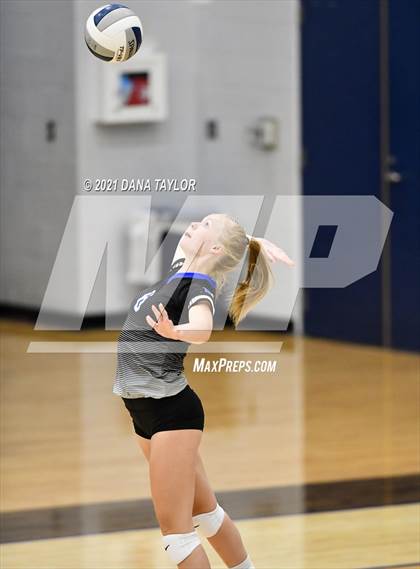 Thumbnail 2 in Holliday @ Peaster photogallery.