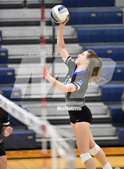 Thumbnail 2 in Holliday @ Peaster photogallery.