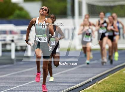 Thumbnail 1 in Bob Hayes Invitational (1600 Meters) photogallery.