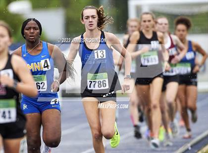 Thumbnail 1 in Bob Hayes Invitational (1600 Meters) photogallery.