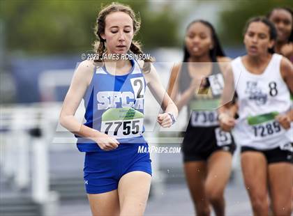 Thumbnail 2 in Bob Hayes Invitational (1600 Meters) photogallery.