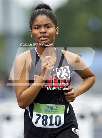 Thumbnail 1 in Bob Hayes Invitational (1600 Meters) photogallery.